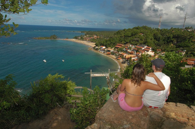 Localizado na paradisíaca ilha de Tinharé, Morro de São Pasulo sedia o festival pela quarta vez