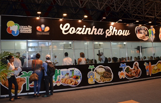 Na programação, que acontece hoje, 10, chefes de diversas localidades ensinam o preparo de vários pratos. Foto: Tatiana Azeviche