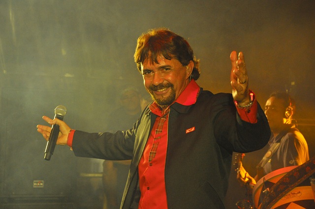 Adelmário Coelho é uma das principais atrações da noite Foto: Rita Barreto/ Bahiatursa