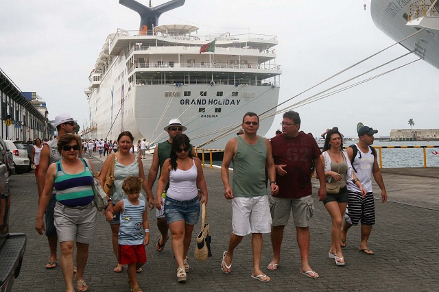 Desembarque de turistas no porto de Salvador/Foto Gov/Divulgação
