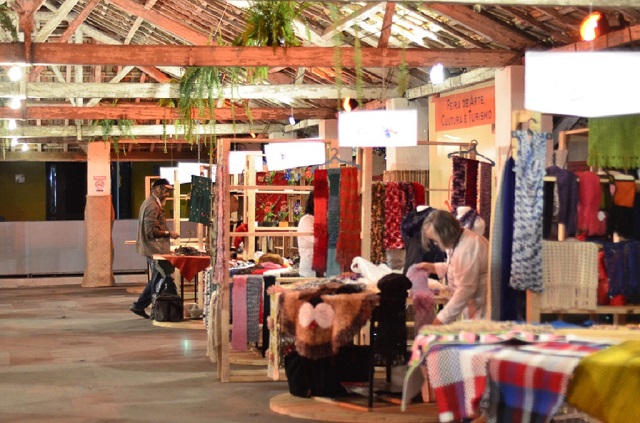 Artesãos de Vitoria da Conquista e das cidades vizinhas expõem seus produtos em espaço da festa Foto: Bahiatursa/ Divulgação