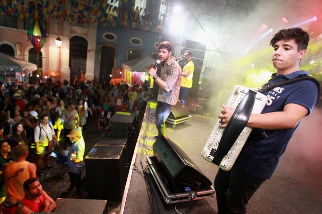 Banda Colher de Pau em apresentação no Pelourinho  Foto: Elói Corrêa/ GOVBA