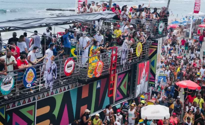 Folia reuniu cerca de 3,7 milhões de turistas na capital baiana e movimentou aproximadamente R$ 8 bilhões na economia