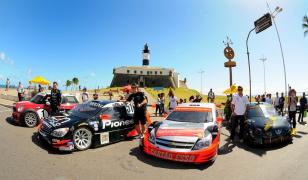 Carreata Stock Car – Farol da Barra (01/09). Foto: Fernanda Freixosa – Vicar