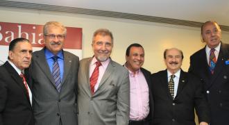 7214790626_83a1580be2_b