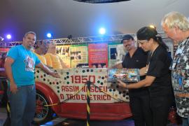 7232844350_4e8ffb26b7_b3