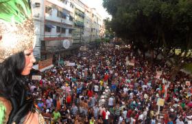 7966376918_2814da83e3_z