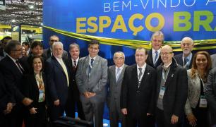 640 ABAV 2013 Feira de Turismo Tatiana Azeviche 2