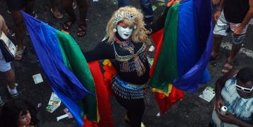 7966329318_7ed4701727_b