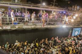 Ruas cheias no primeiro dia do Carnaval da Bahia