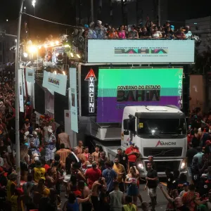 Luiz Caldas, Psirico, Tonho Matéria e Afrocidade foram alguns dos destaques nos circuitos da folia