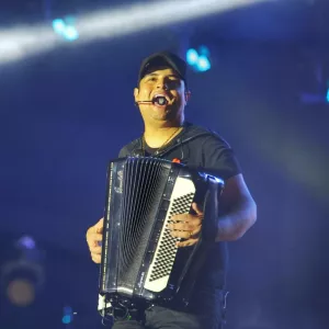 Shows de Larissa Marques, Berguinho, Dorgival Dantas, Zé Vaqueiro, Jú Marques, Silvanno Salles, Kiko Chicabana, Parangolé e Pablo movimentam o espaço, que tem entrada gratuita