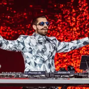 Alok, Saulo Fernandes e Parangolé integrarão a programação do domingo (15)