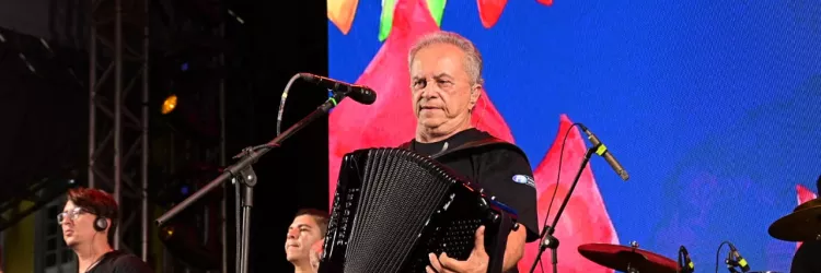 O São João da Bahia no Pelourinho é uma realização do Governo do Estado da Bahia, e conta com o patrocínio da CAIXA e do Governo Federal.