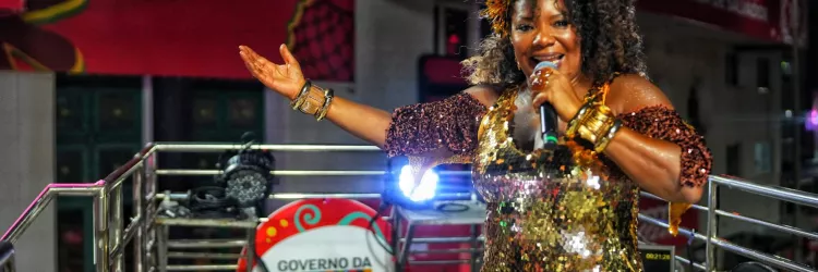 Margareth Menezes, Ludmilla, Cheiro de Amor e É O Tchan comandam primeiro dia de folia na capital baiana