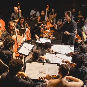 OSBA apresenta Viagens Sinfônicas com obras de Shostakovich 