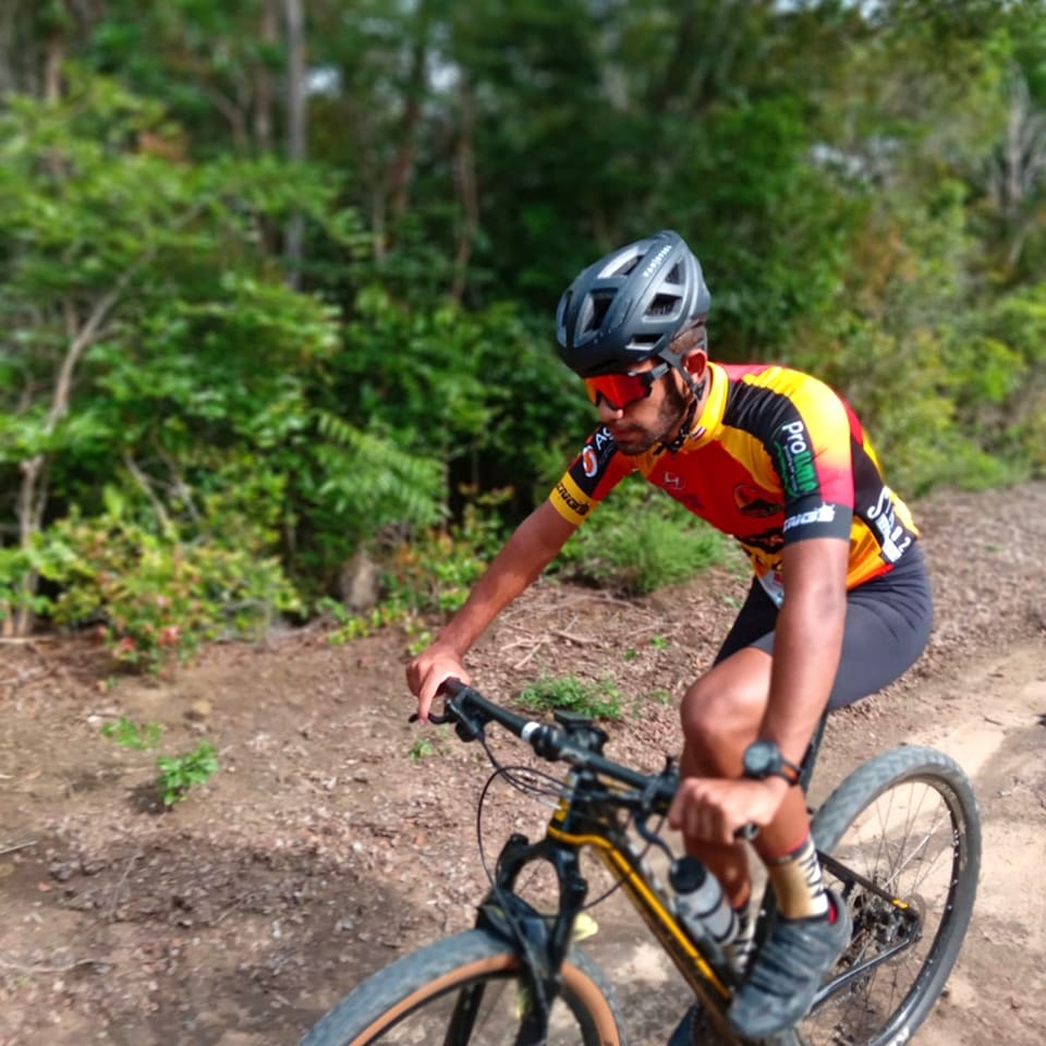 Ciclista Kaic Braga, do município de Maracás