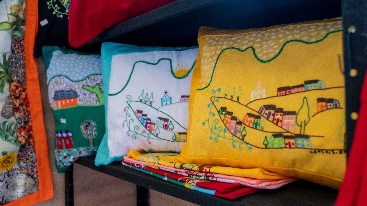 Almofadas , artesanato de Lençóis