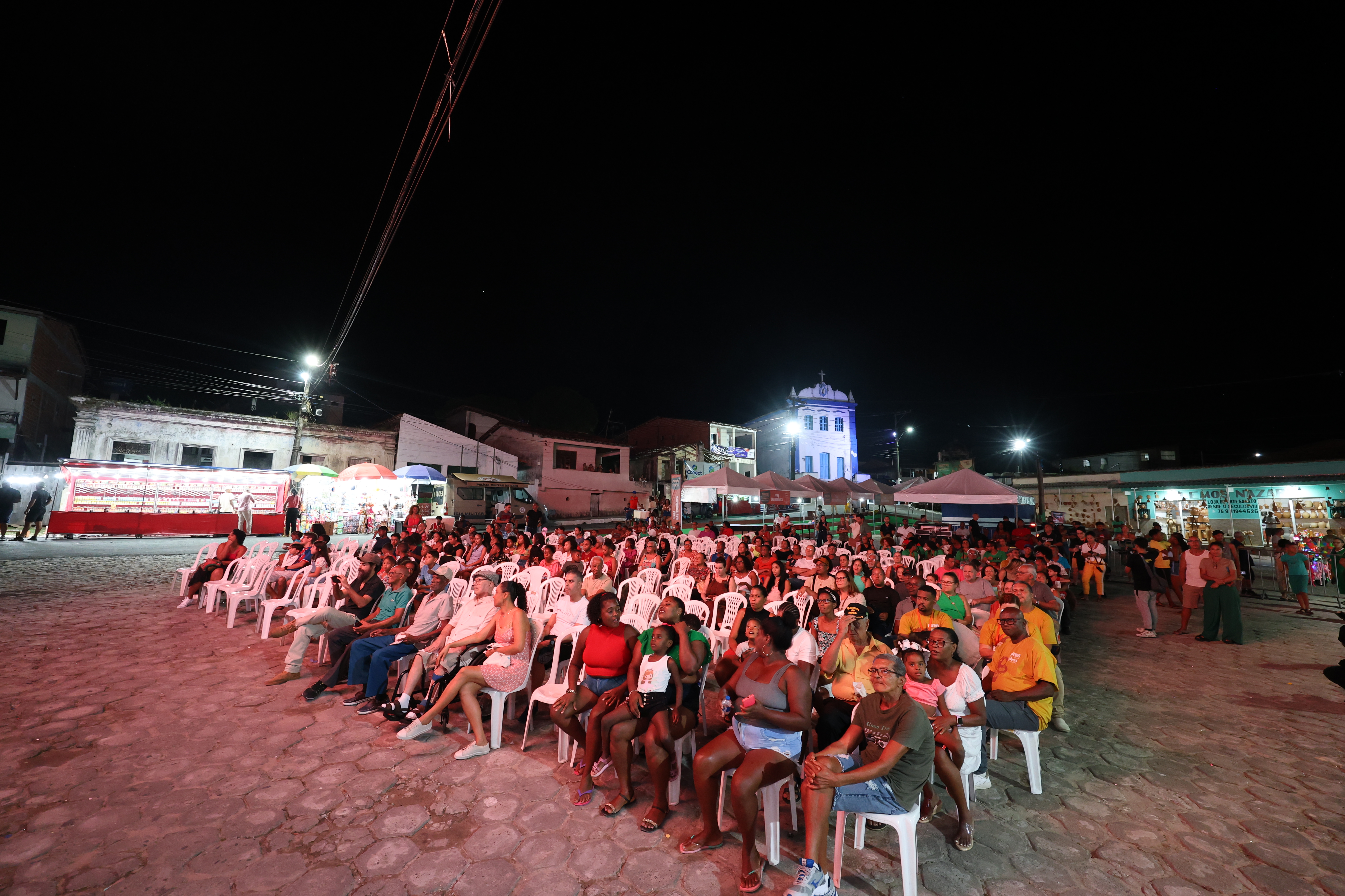 Cinema na Praça durante o II Festival da Cerâmica Maragogipinho