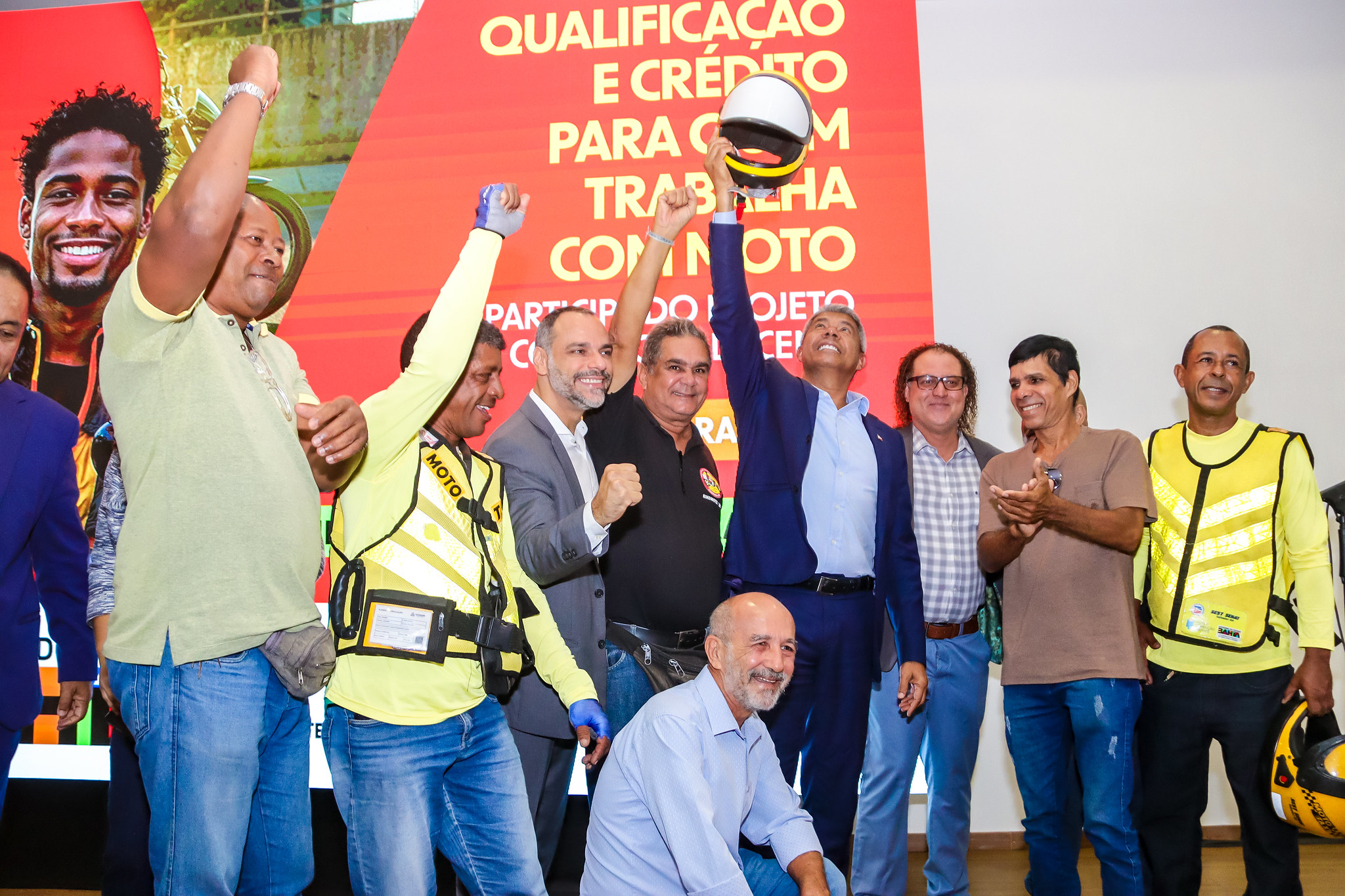 Governo lança projeto Condução Decente para 6500 mototaxistas e motofretistas 