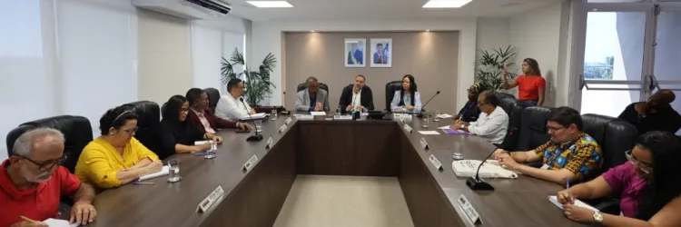 reunião conselho economia solidária