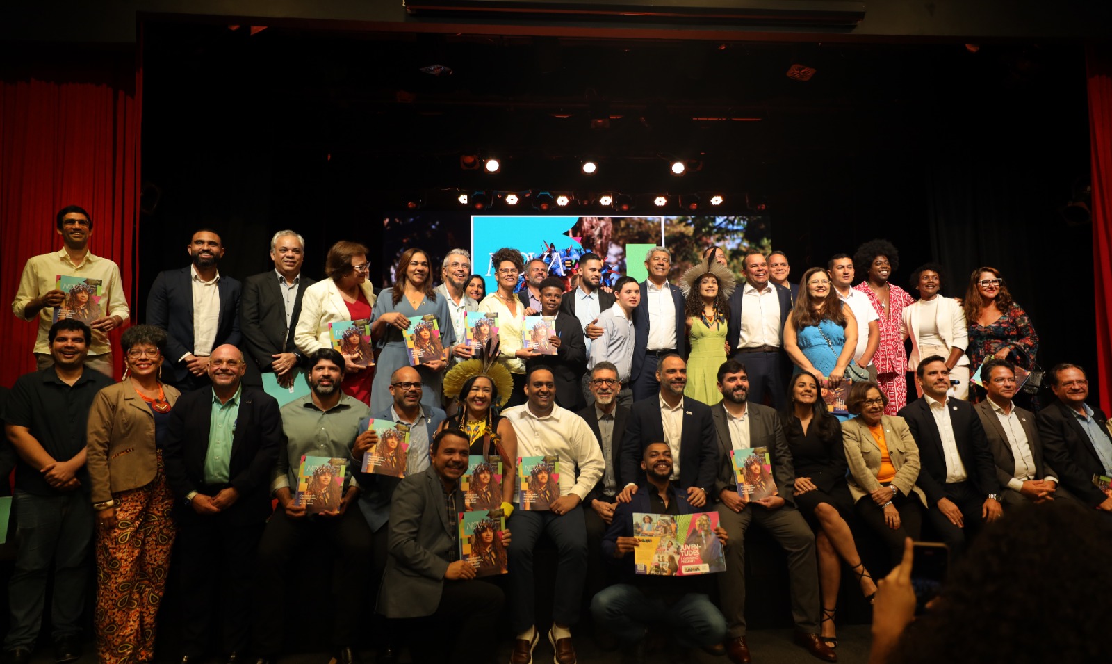 Revista Nova Bahia traz histórias de transformação e protagonismo popular 