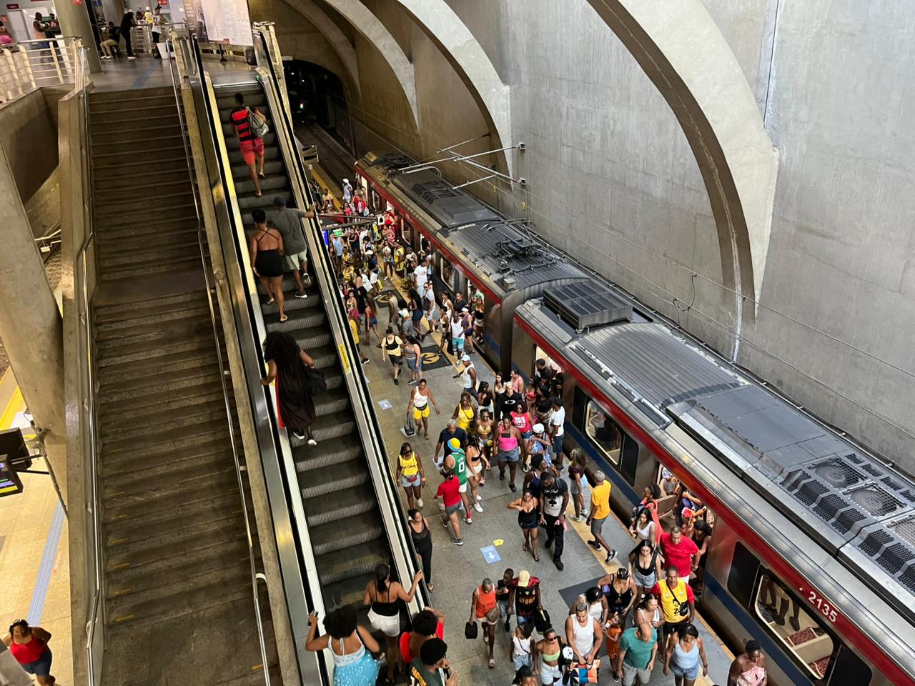 Metrô Bahia bate recorde e transporta 1,9 milhão de passageiros no Carnaval 2026