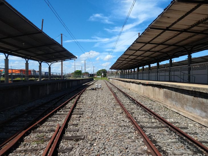 O atual modelo de transporte de trens no Subúrbio será desativado para a construção do VLT.