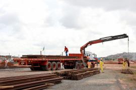 Equipamentos e trilhos do VLT