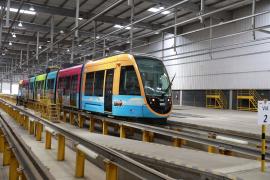 Jerônimo Rodrigues acompanha últimos ajustes nos trens do VLT do Subúrbio