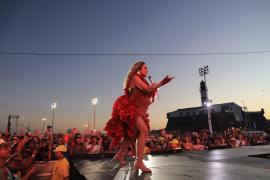 Turistas curtem primeiro anoitecer de 2026 em show gratuito de Daniela Mercury Foto Tatiana Azeviche Ascom SeturBA.jpeg