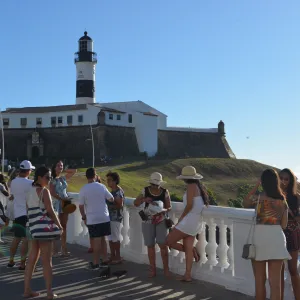 Verão: turismo deve injetar mais de R$ 23 bi na economia baiana