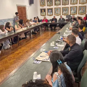Jovens de diversos países estão na Bahia para curso sobre o BRICS+, com experiência turística