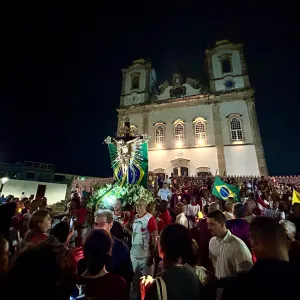 Devoções ao Senhor do Bonfim e à Santa Dulce movimentam o turismo religioso em Salvador