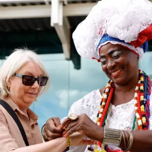 Temporada de cruzeiros 2025/2026 deve atrair mais de 260 mil turistas nacionais e internacionais ao litoral baiano