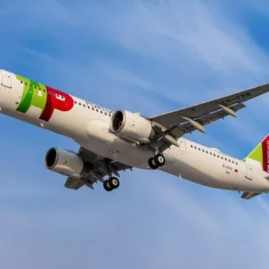 Parceria do Estado com a TAP amplia voos de Lisboa para Salvador no verão, com foco no Carnaval 