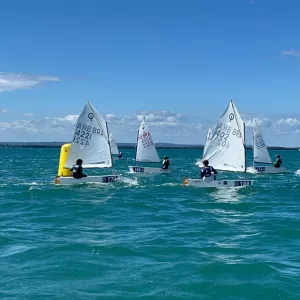 Itaparica sedia principal competição de vela de base do país, que movimenta o turismo náutico