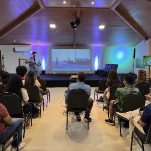 Qualificação do turismo de avistamento de baleias-jubarte acontece no litoral baiano