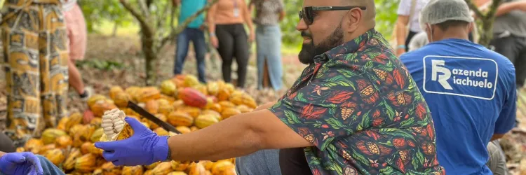 Jornalistas do Brasil e do exterior têm experiência imersiva na Estrada do Chocolate