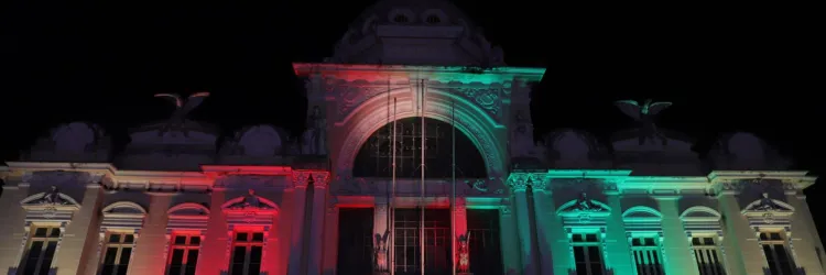 Governo do Estado celebra 50 anos da relação Brasil-China com iluminação em prédios públicos na capital