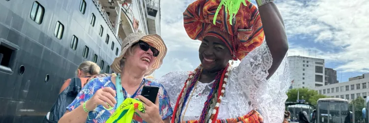 Cruzeiristas alemães chegam para o Carnaval da Bahia e passeios turísticos