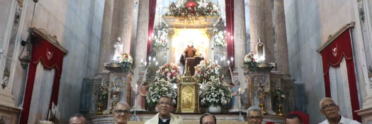 Setur-BA é homenageada na Trezena de Santo Antônio por ações no turismo religioso católico em Salvador
