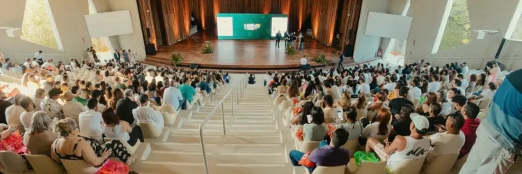 Show Tour reúne mil profissionais do turismo em Porto Seguro