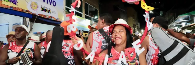 Com apoio do Estado, Carnaval do Nordeste de Amaralina é aberto com participação do Olodum