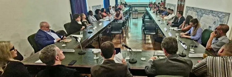 Jovens de diversos países fazem intercâmbio acadêmico, cultural e turístico na Bahia